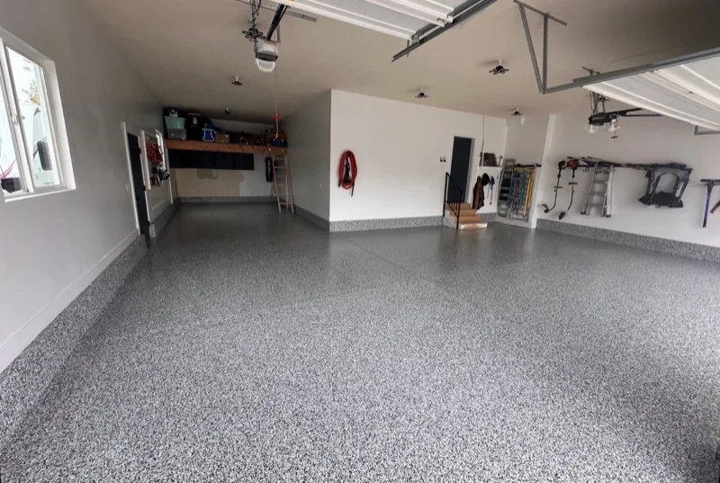 Flake epoxy floor Fargo North Dakota
