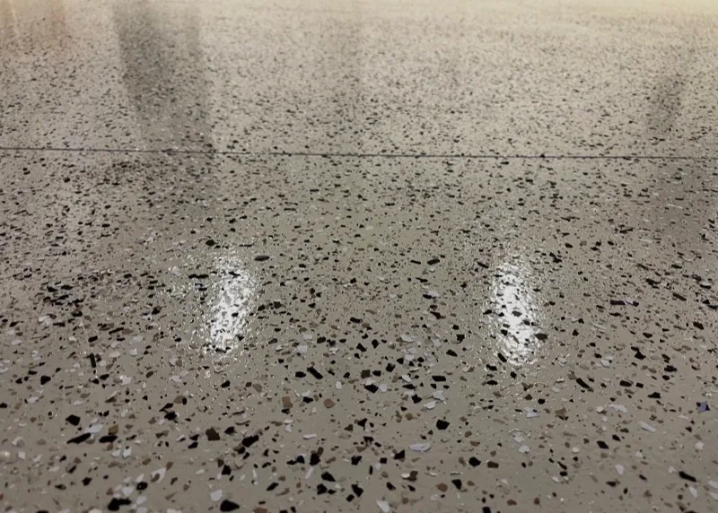 Flake epoxy garage floor Fargo North Dakota