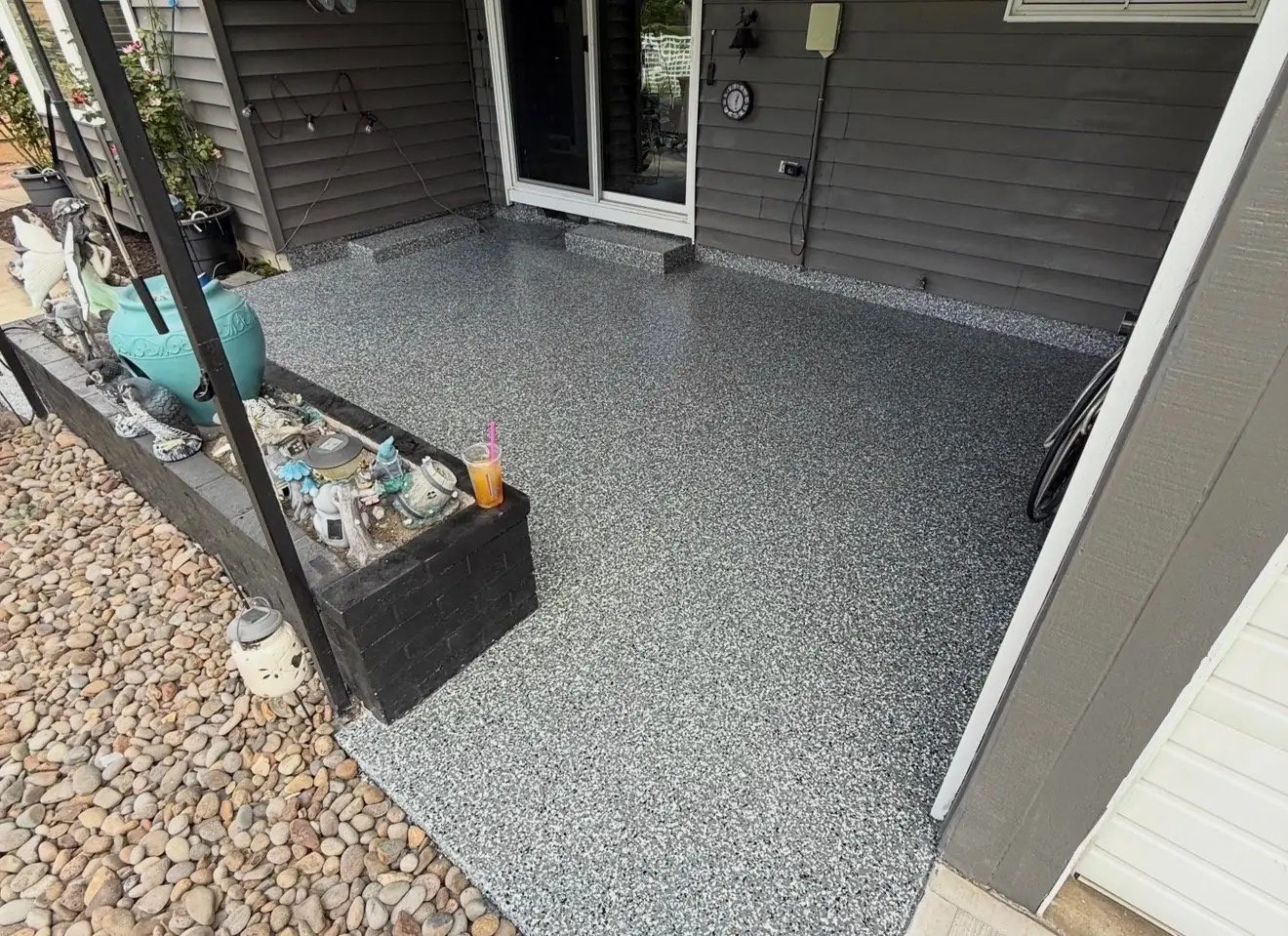 Grey flake epoxy patio coating Fargo North Dakota